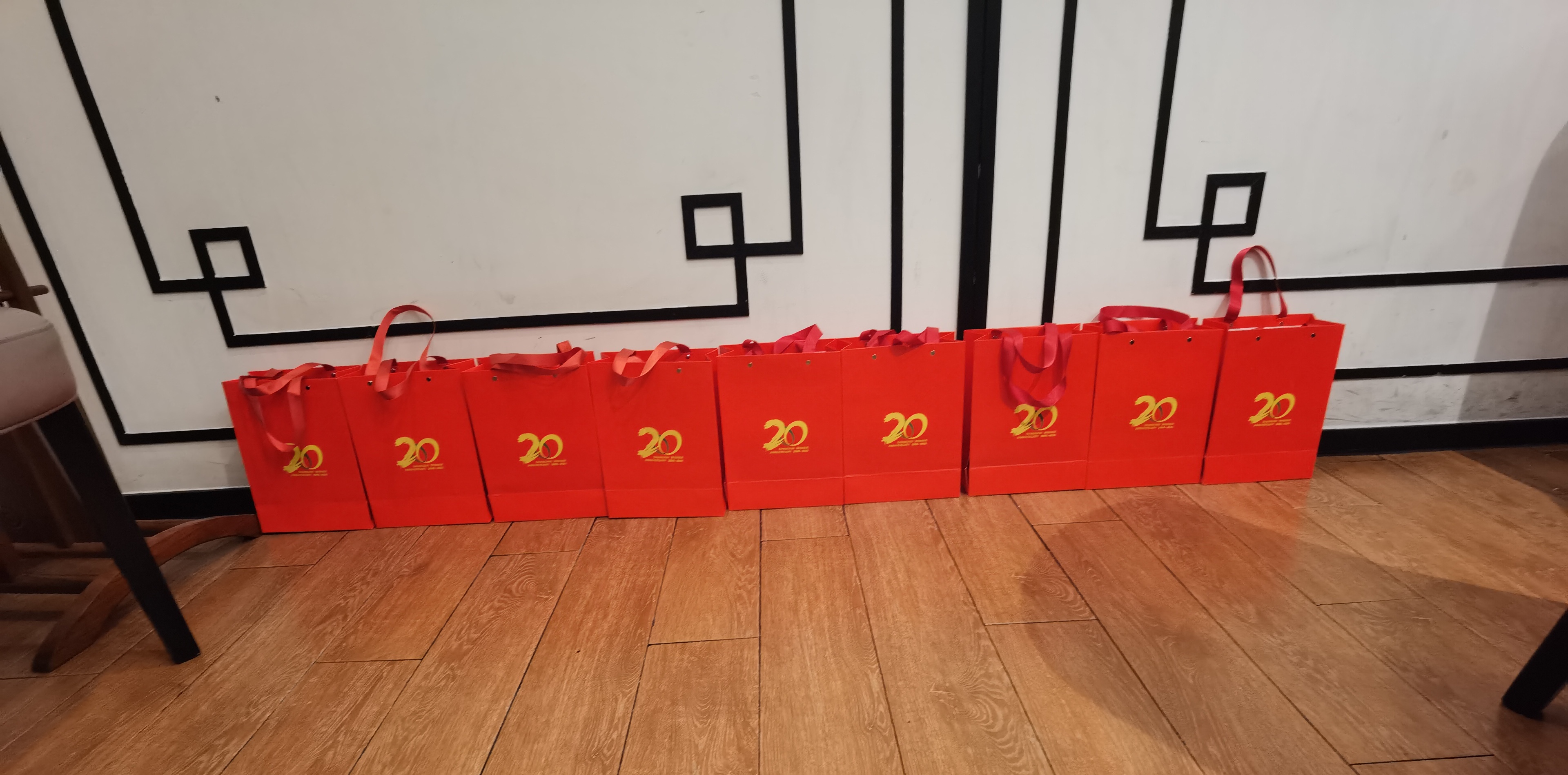 上海言佳“华丽转身“20年在上海金茂大厦3楼VIP